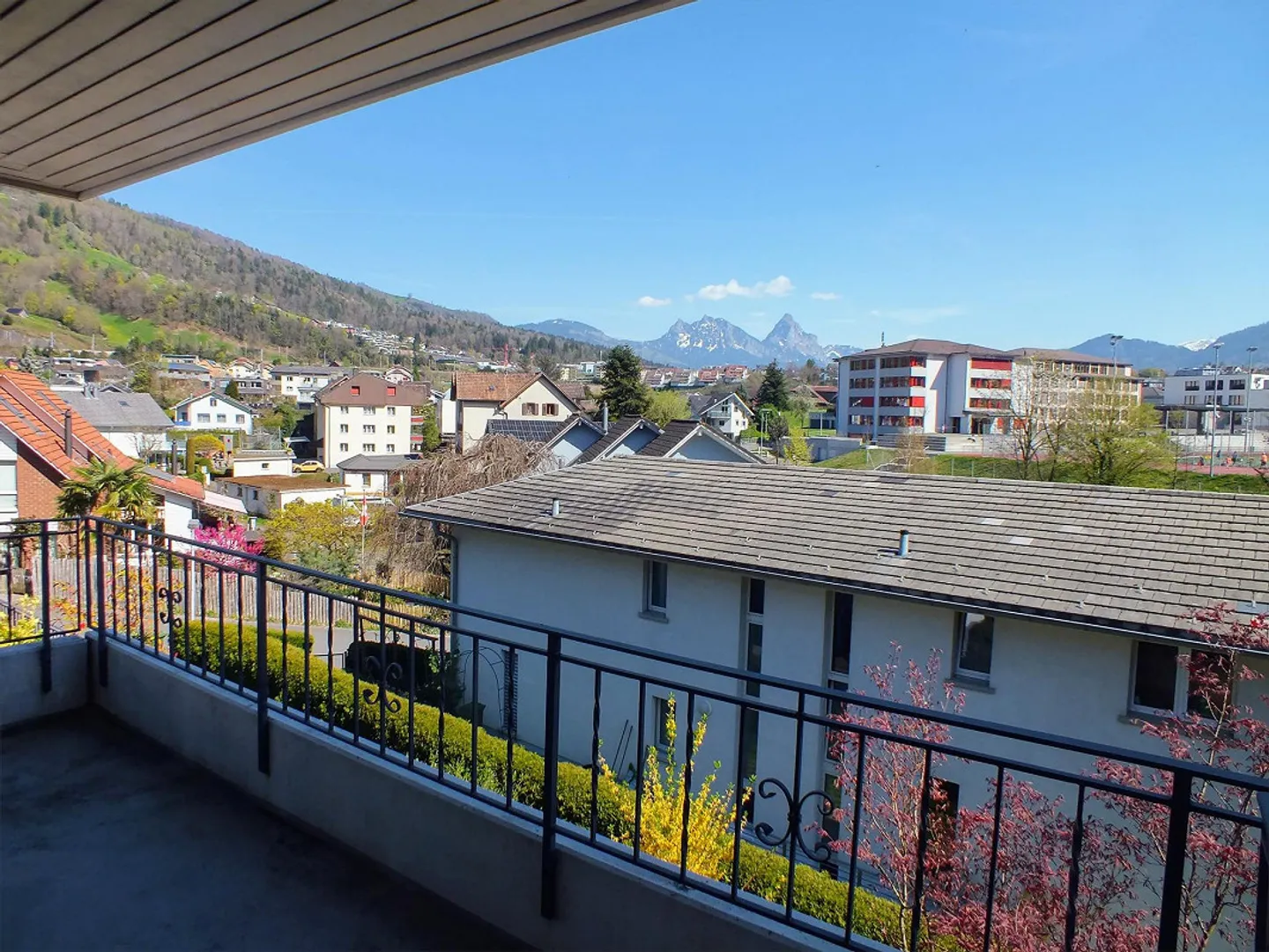 Beautiful, attractive 4.5 room semi-detached house in a sunny location - Photo 19 of 23