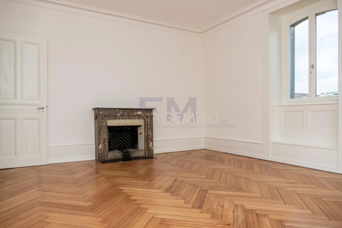 Blooming, Bvd des Tranchées, 4 Rooms, 3rd Floor, approx. 90m2 - Photo 2 of 13