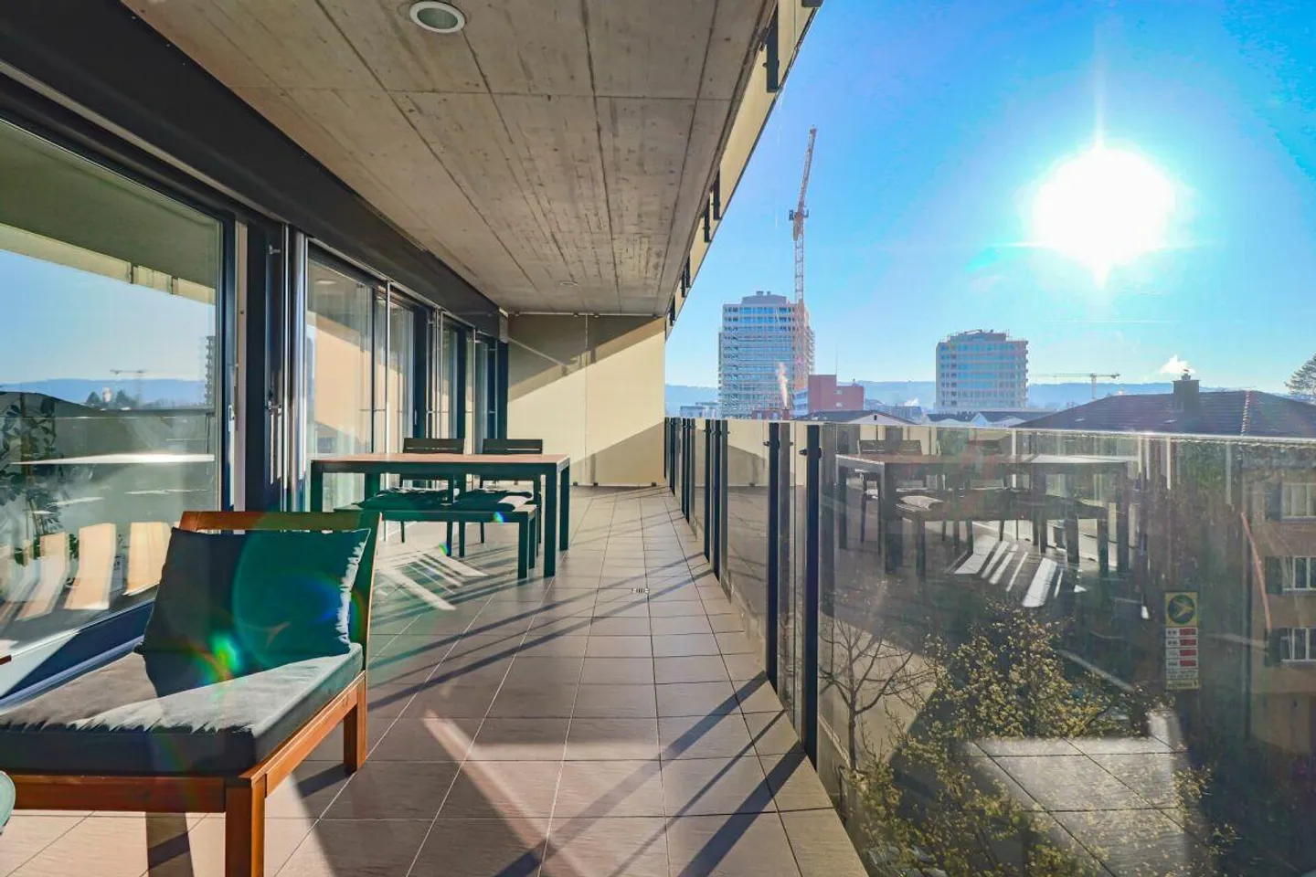 Appartamento moderno di 3,5 stanze in posizione centrale con grande balcone a S... - Foto 7 di 7