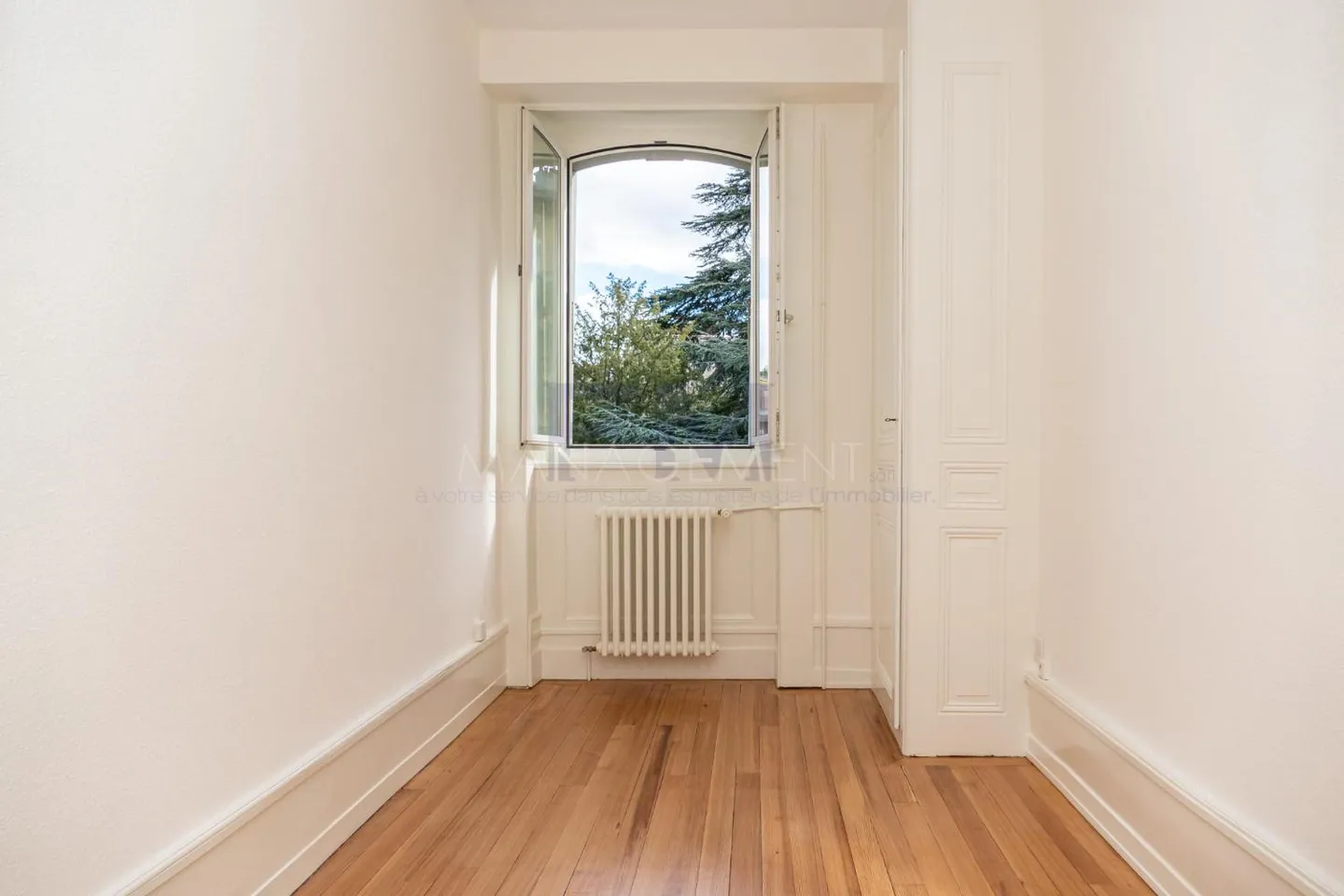 Blooming, Bvd des Tranchées, 4 Rooms, 3rd Floor, approx. 90m2 - Photo 4 of 13