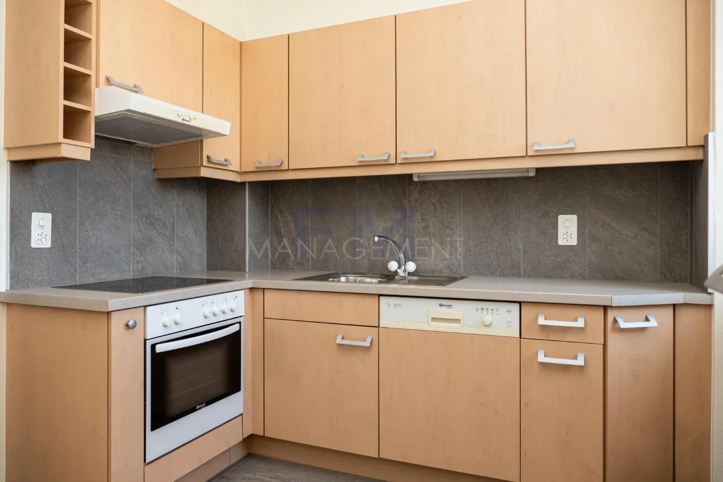 Blooming, Bvd des Tranchées, 4 Rooms, 3rd Floor, approx. 90m2 - Photo 1 of 13