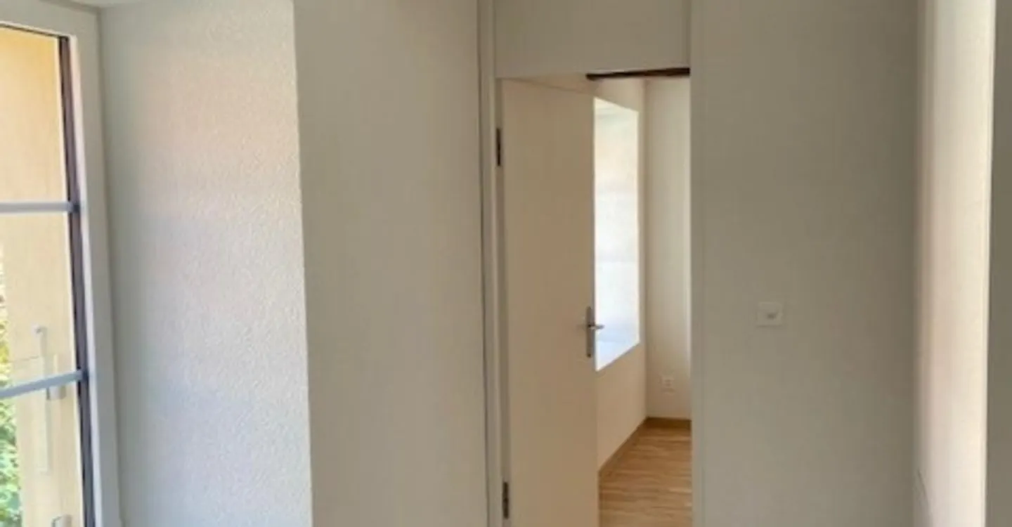 Beautiful 3.5-room triplex apartment - Photo 3 of 7