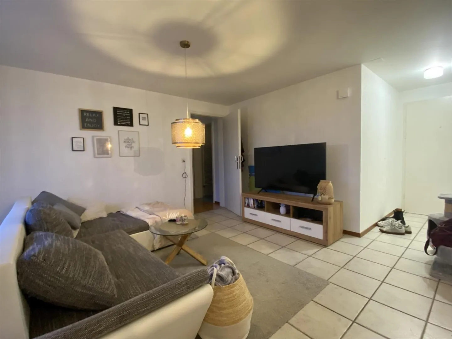 Immeuble rénové - 2.5 pièces avec vue dégagée - Photo 3 sur 5