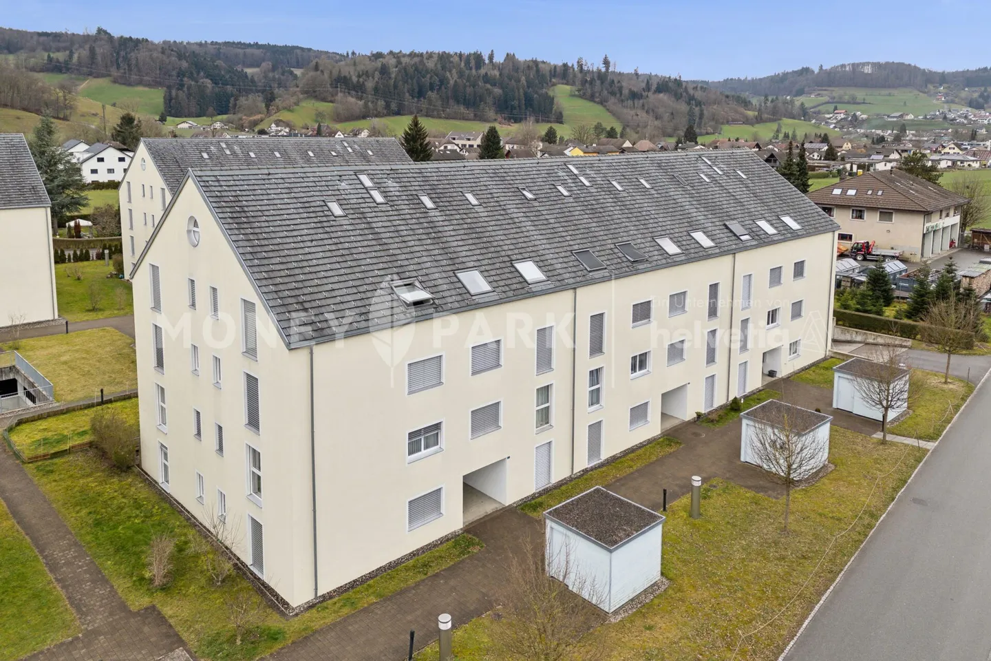 Appartement de jardin moderne de 4,5 pièces, idéal comme bien d'investissement ! - Photo 1 sur 13