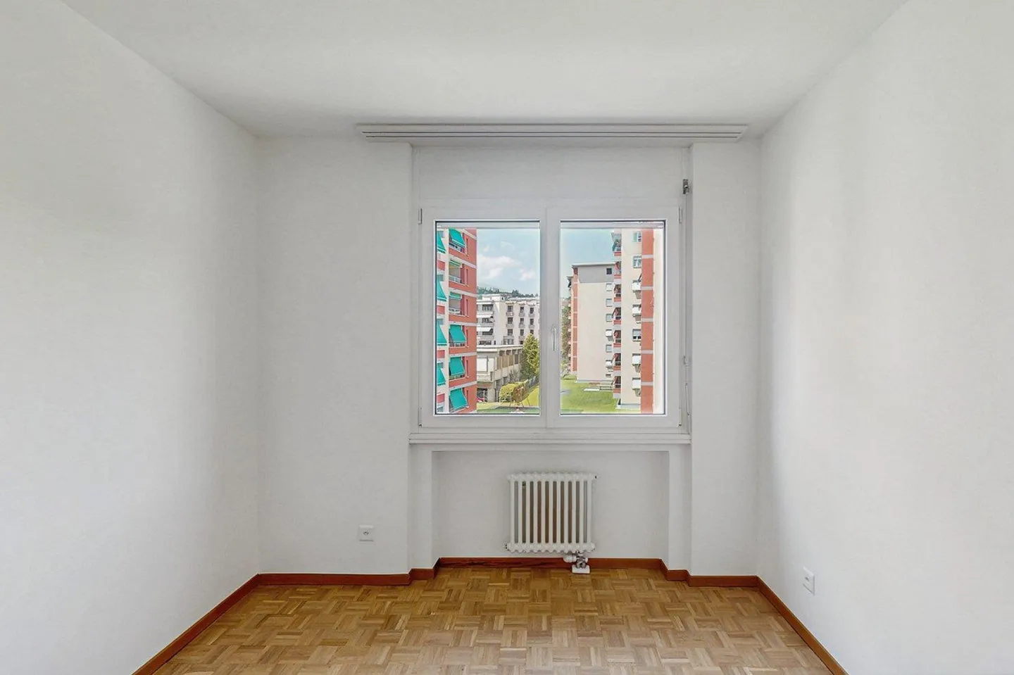 Viganello to live - Splendid 5.5 rooms close to every convenience - Photo 9 of 13