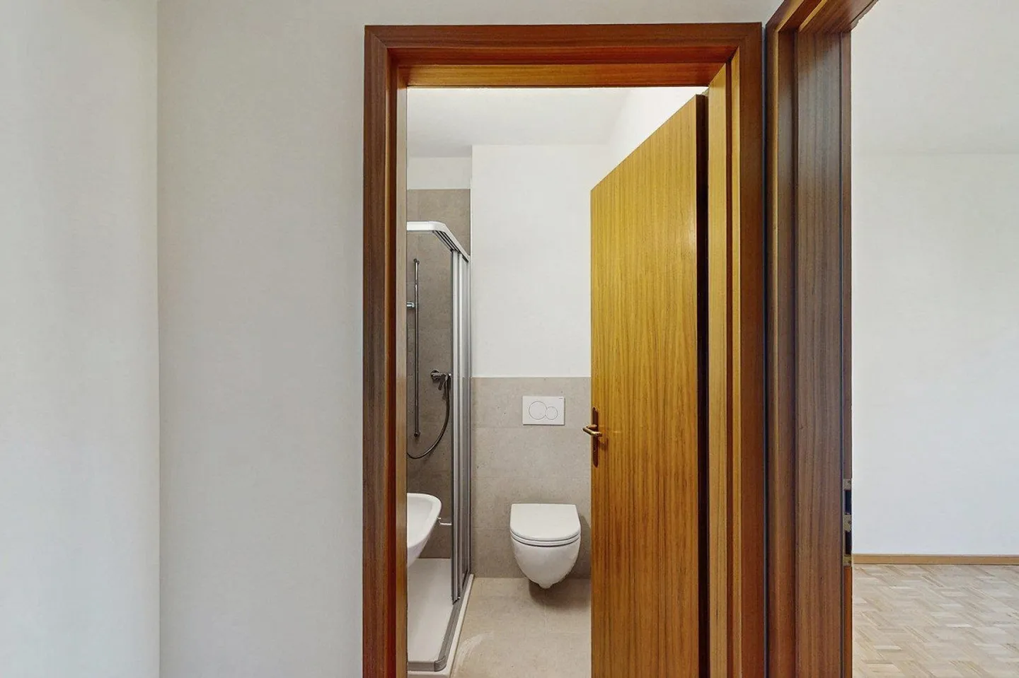 Viganello to live - Splendid 5.5 rooms close to every convenience - Photo 12 of 13