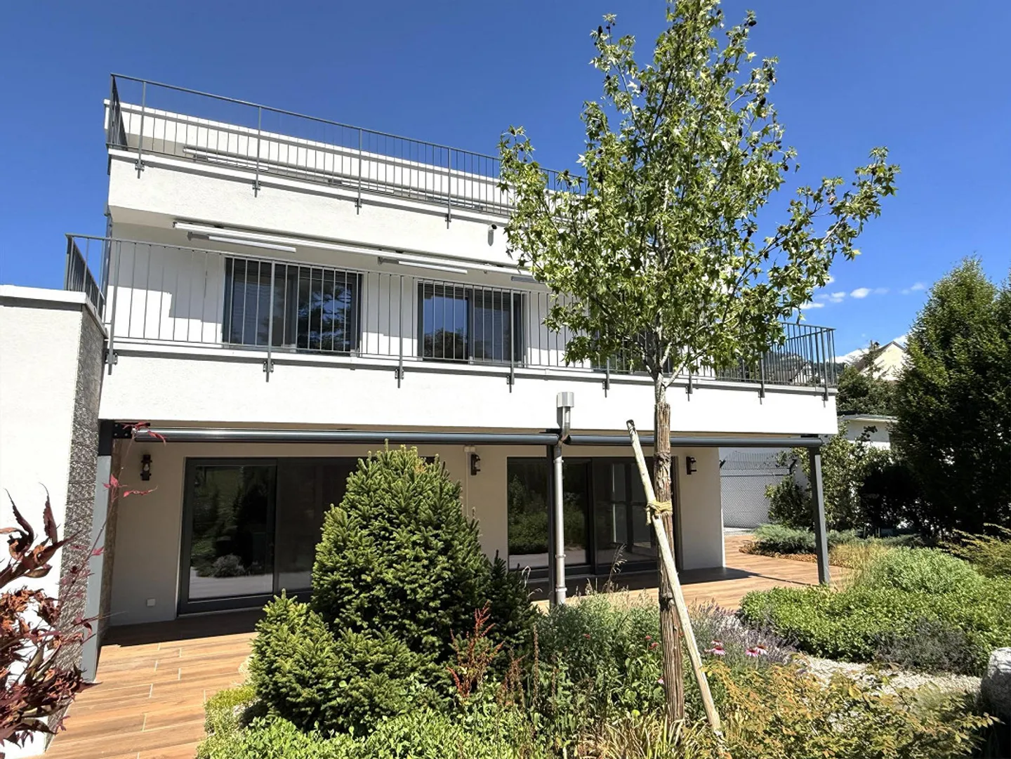 Maison individuelle moderne de 6 pièces avec ascenseur, jardin de rêve dans l'un des meilleurs quartiers familiaux de Dornach - Photo 1 sur 14
