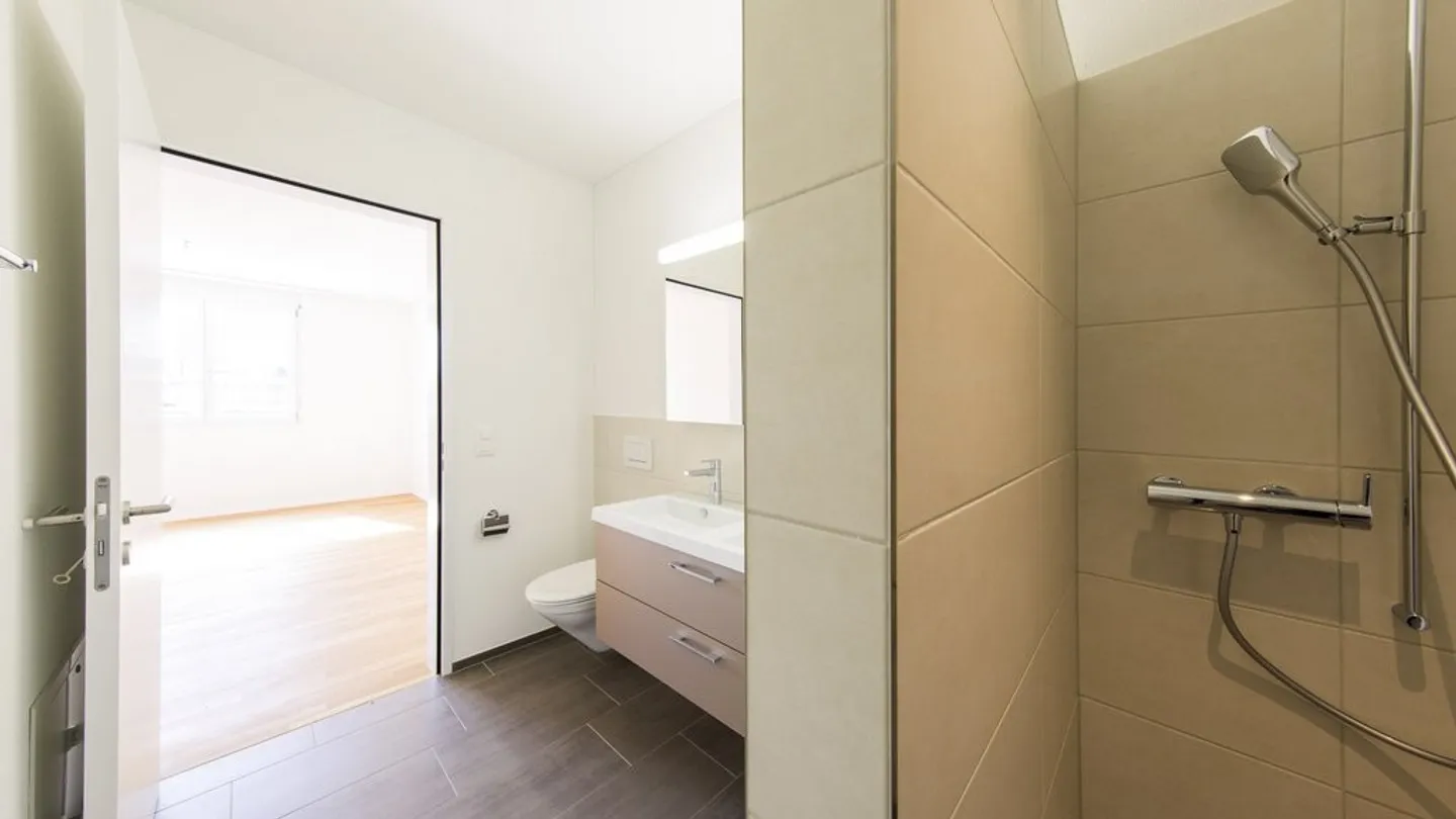 Geräumige 5.5-Zimmerwohnung - Foto 8 von 11