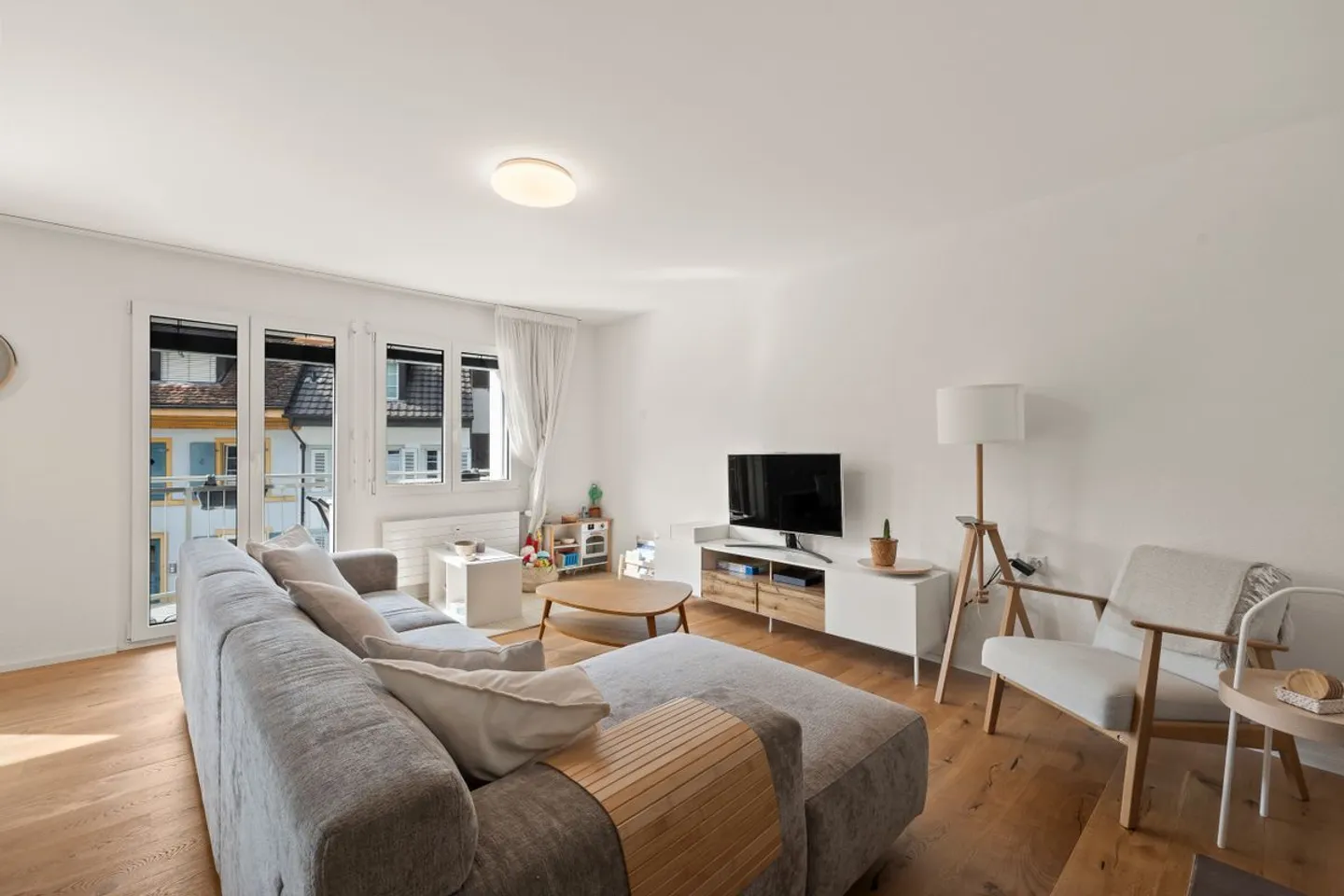 Moderne 4.5 Zimmer Wohnung - Foto 1 von 13