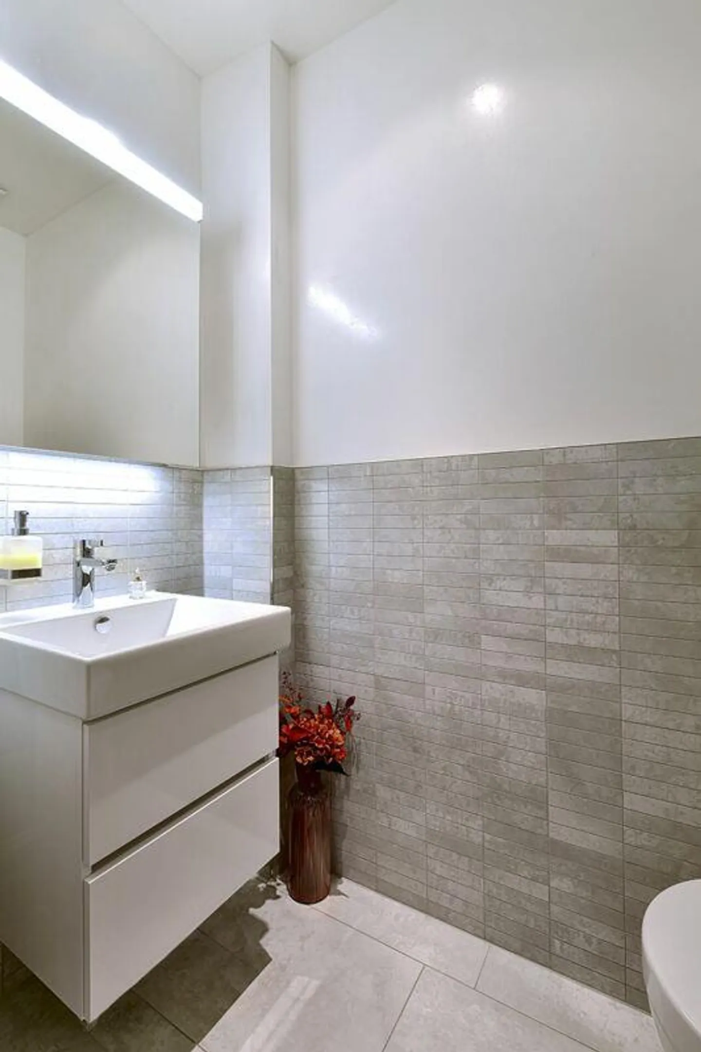 Exclusive Duplex with Loggia - Photo 12 of 22