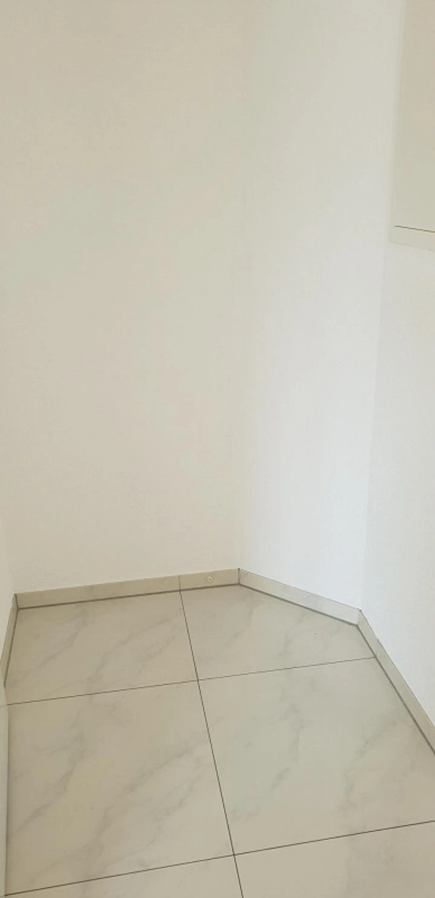 Appartamento spazioso e moderno di 4,5 stanze - Foto 11 di 26