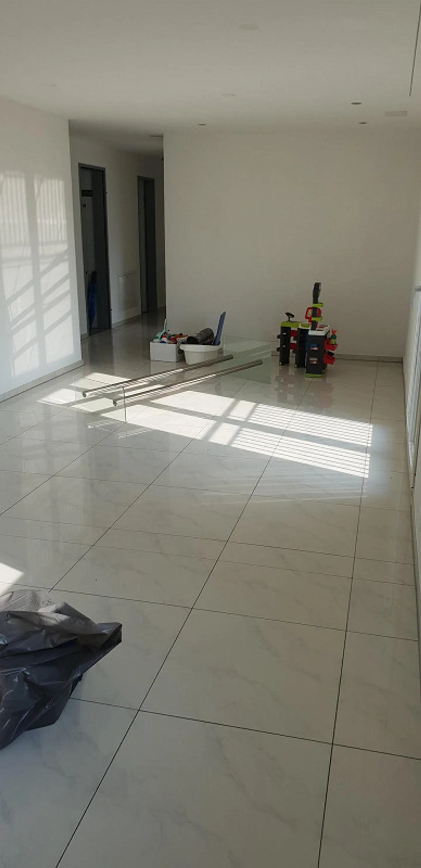 Appartamento spazioso e moderno di 4,5 stanze - Foto 20 di 26