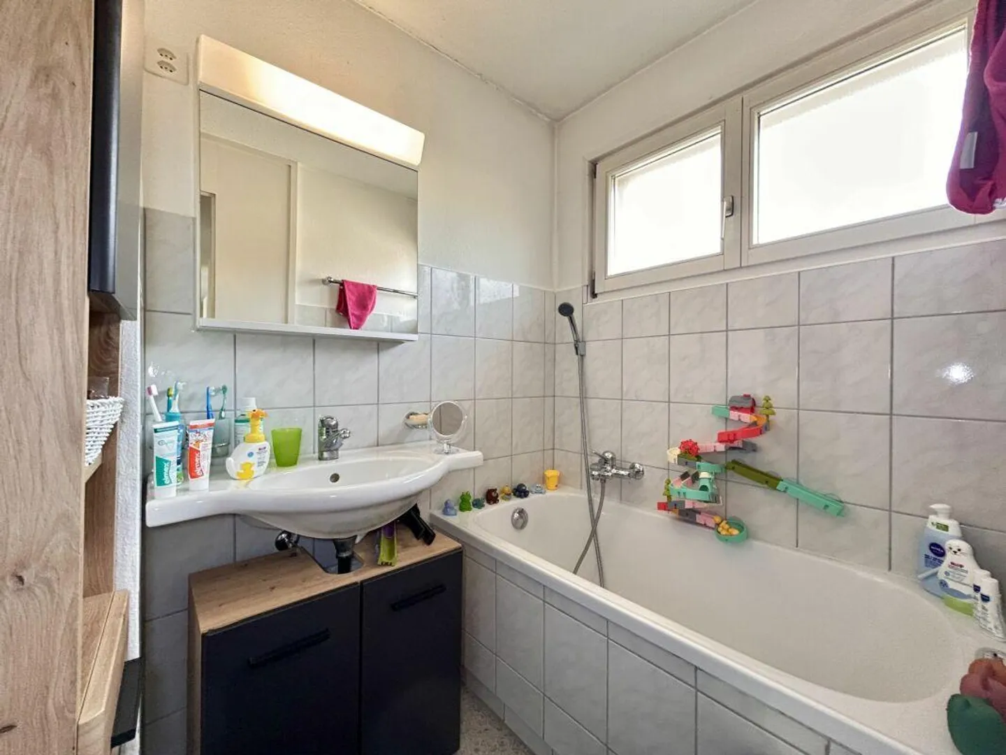 Casa a schiera in posizione soleggiata con garage - Foto 7 di 14