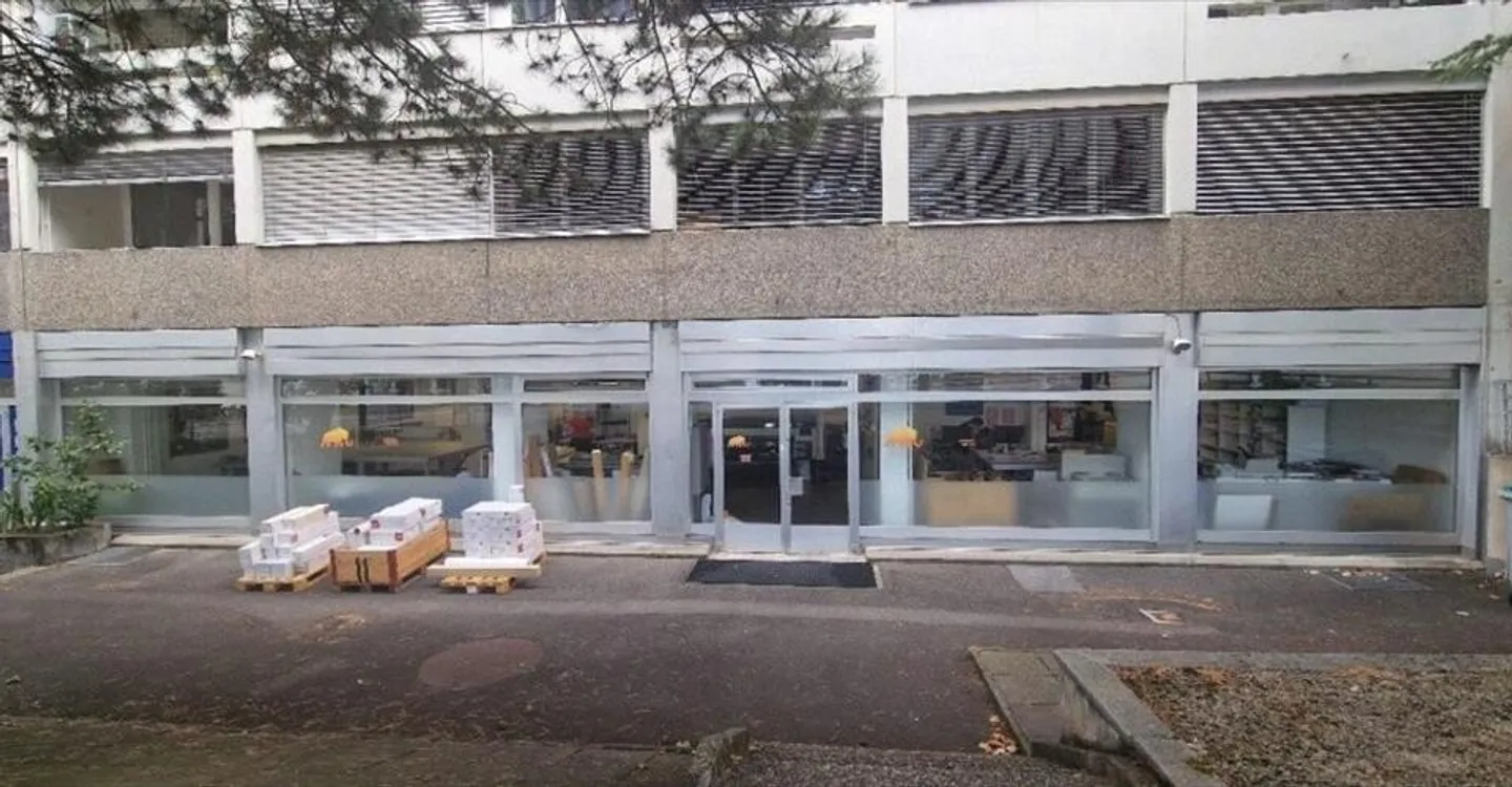 Spazio ufficio in affitto - Foto 2 di 5