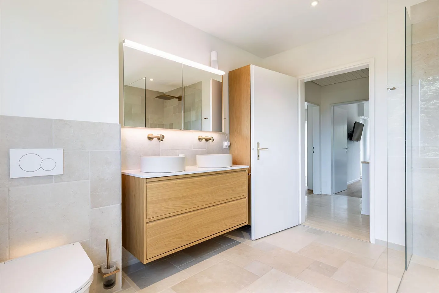 Renovated 4.5-Room Semi-Detached House - Photo 6 of 14