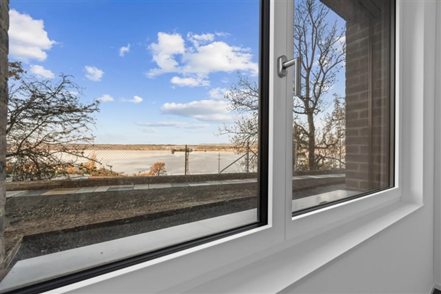 Vie exclusive avec une vue imprenable sur le lac de Zurich ! - Photo 8 sur 12