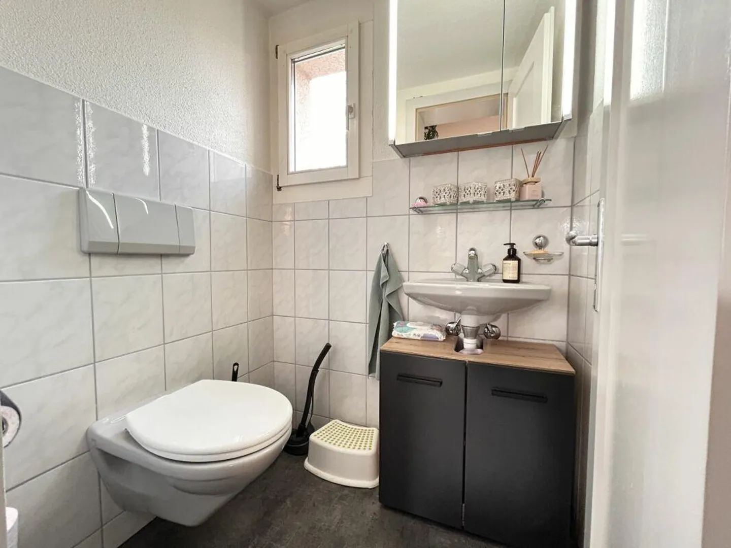 Casa a schiera in posizione soleggiata con garage - Foto 8 di 14