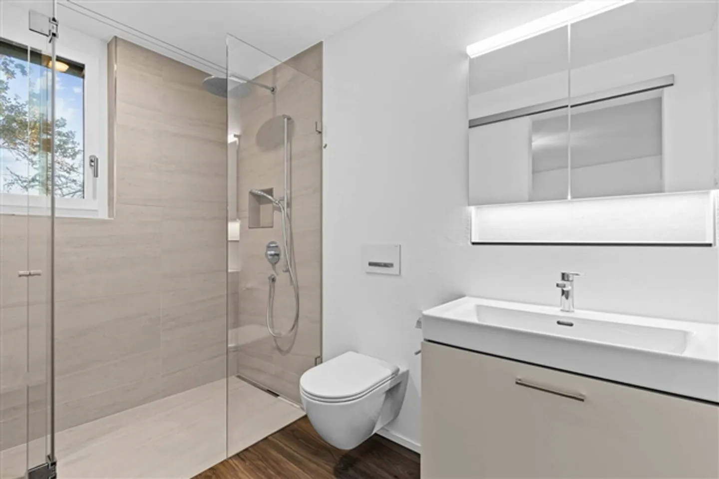 Vie exclusive avec une vue imprenable sur le lac de Zurich ! - Photo 11 sur 12