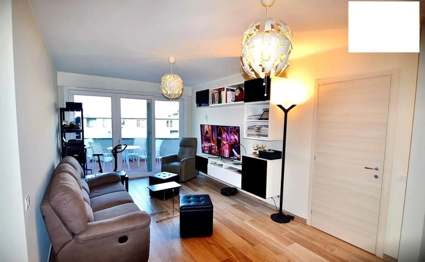 Apartment with Lake View in Lugano Paradiso - Photo 7 of 13