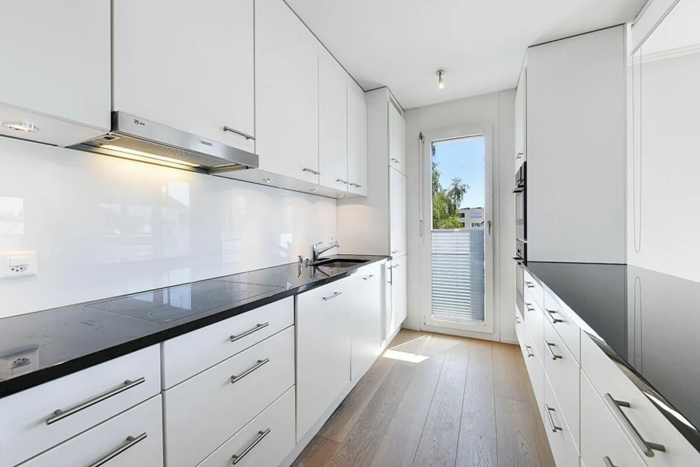 Modern Apartment with Castle View - Photo 3 of 9