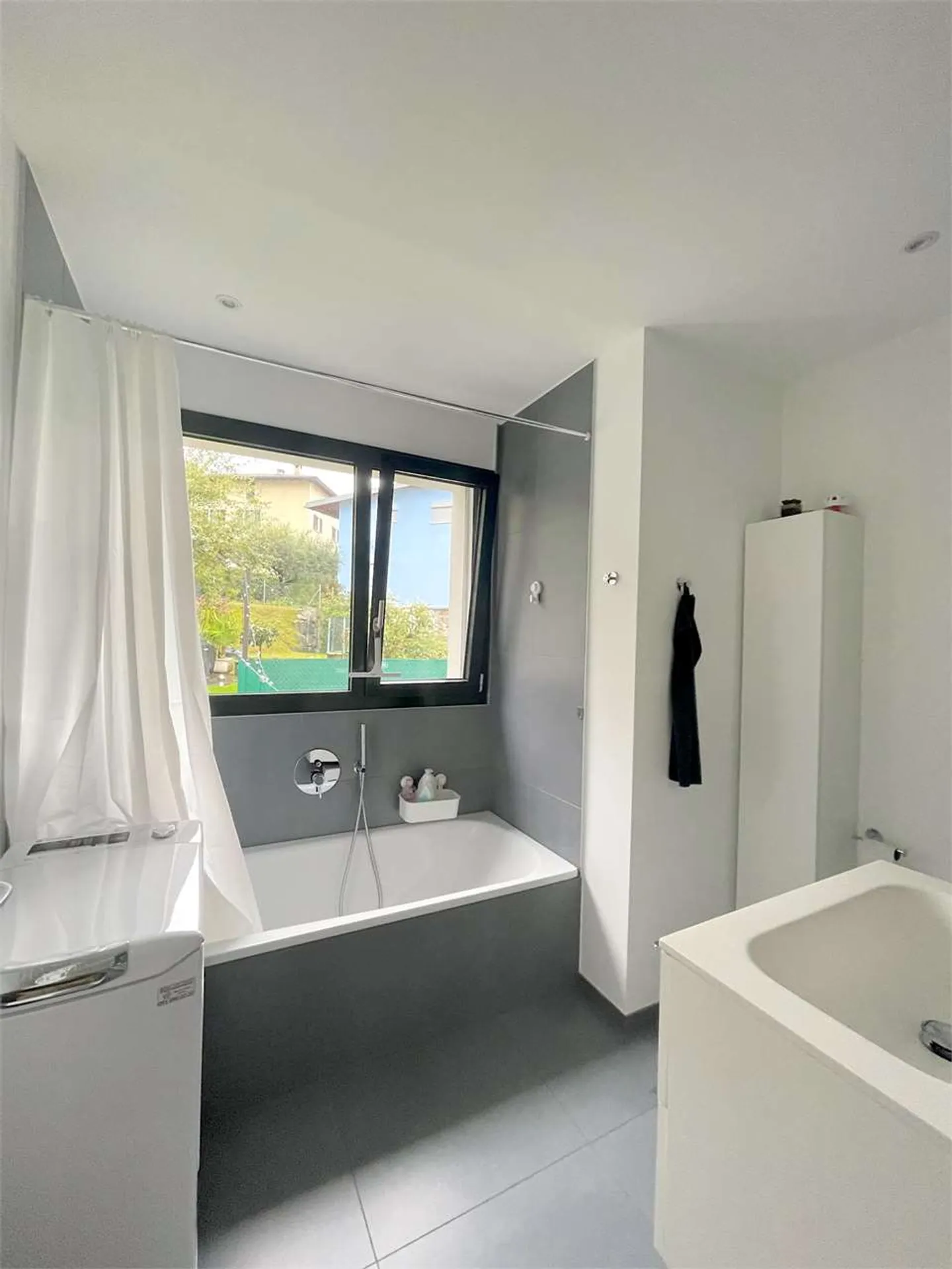 PIAZZOGNA - New 3.5-room apartment with garden and lake view - Photo 6 of 13