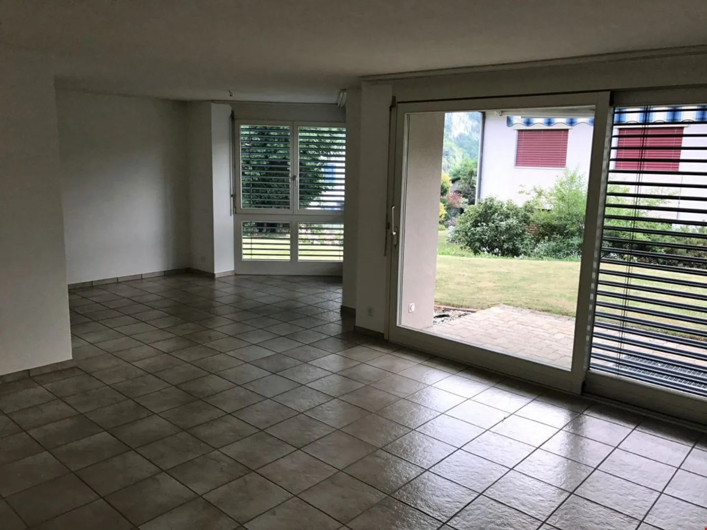 Nachmieter für 3.5-Zimmerwohnung mit Gartensitzplatz in Liesberg gesucht - Foto 3 di 11