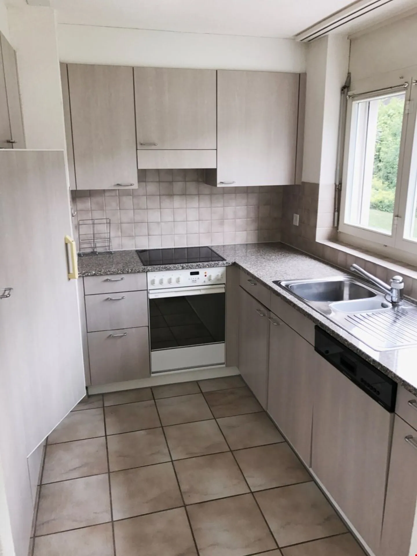 Nachmieter für 3.5-Zimmerwohnung mit Gartensitzplatz in Liesberg gesucht - Foto 4 di 11