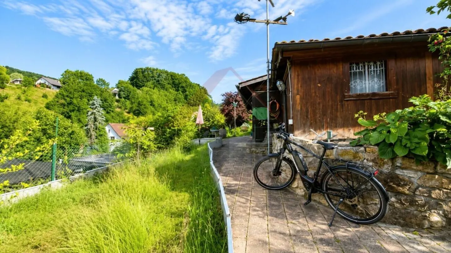 Sonniges Baugrundstück in Buckten - Foto 3 von 8