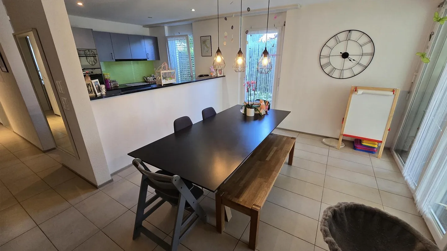 3.5-room condominium in a quiet and sunny location - Photo 4 of 8