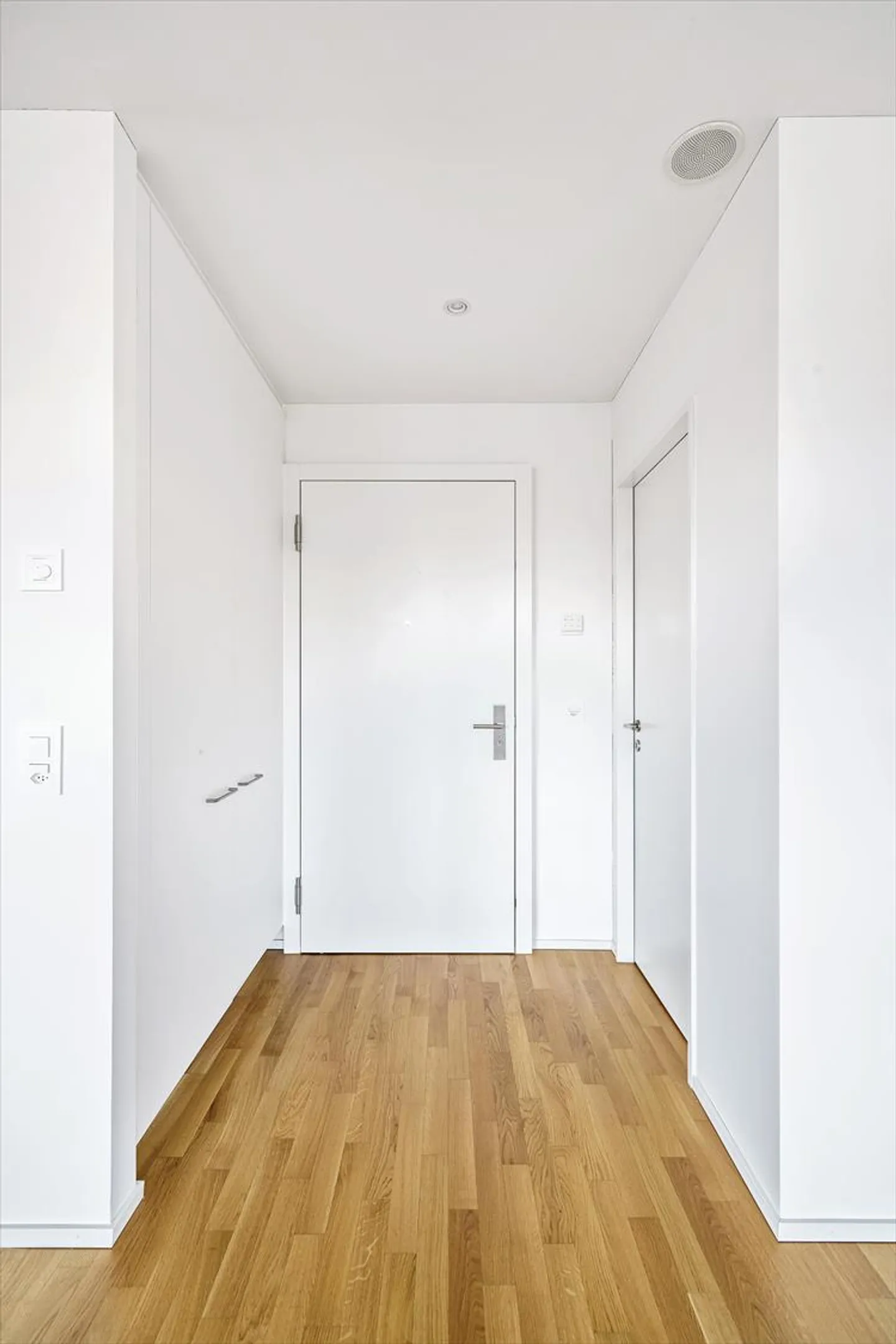 Living in the Urban Center - Photo 6 of 8