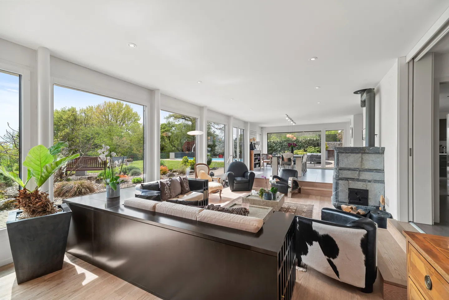 Bellissima villa familiare, piscina e vista sulle alture di Gland - Foto 8 di 13