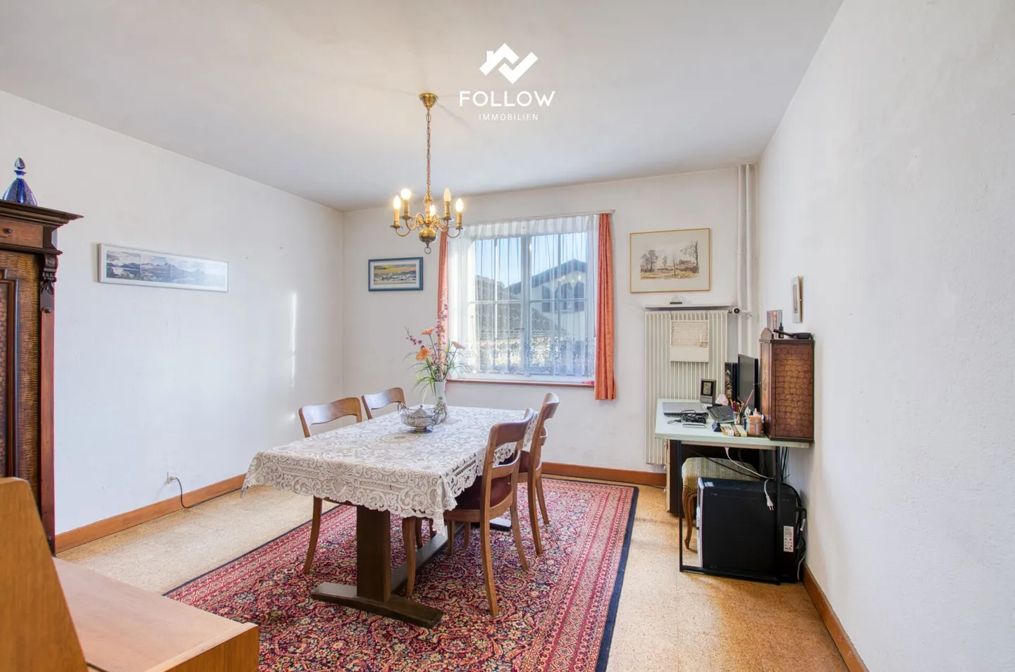 Home with Heart: Well-maintained Single-family House with Plenty of Space and Potential in a Quiet Residential Area - Photo 6 of 22