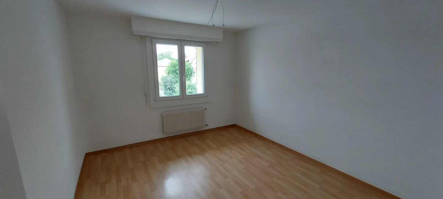 Apartment for rent - Photo 4 of 7