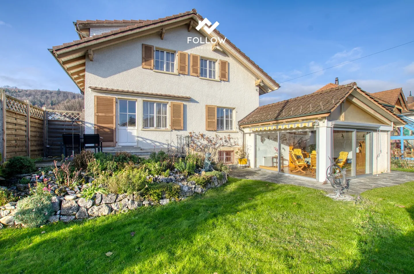 Home with Heart: Well-maintained Single-family House with Plenty of Space and Potential in a Quiet Residential Area - Photo 8 of 22