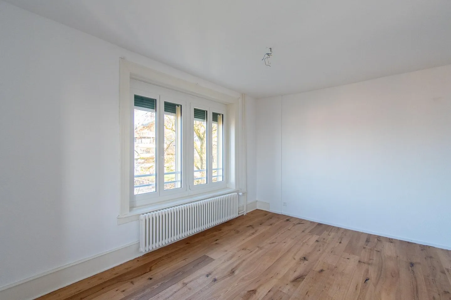 Grosszügige 2.5 Zimmer-Wohnung mit Balkon - Foto 12 von 13