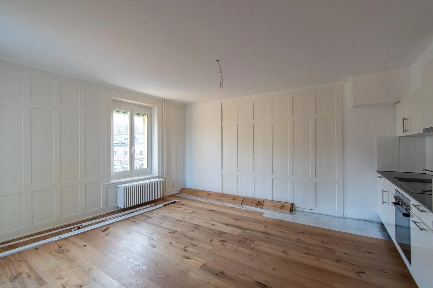 Grosszügige 2.5 Zimmer-Wohnung mit Balkon - Foto 5 von 13