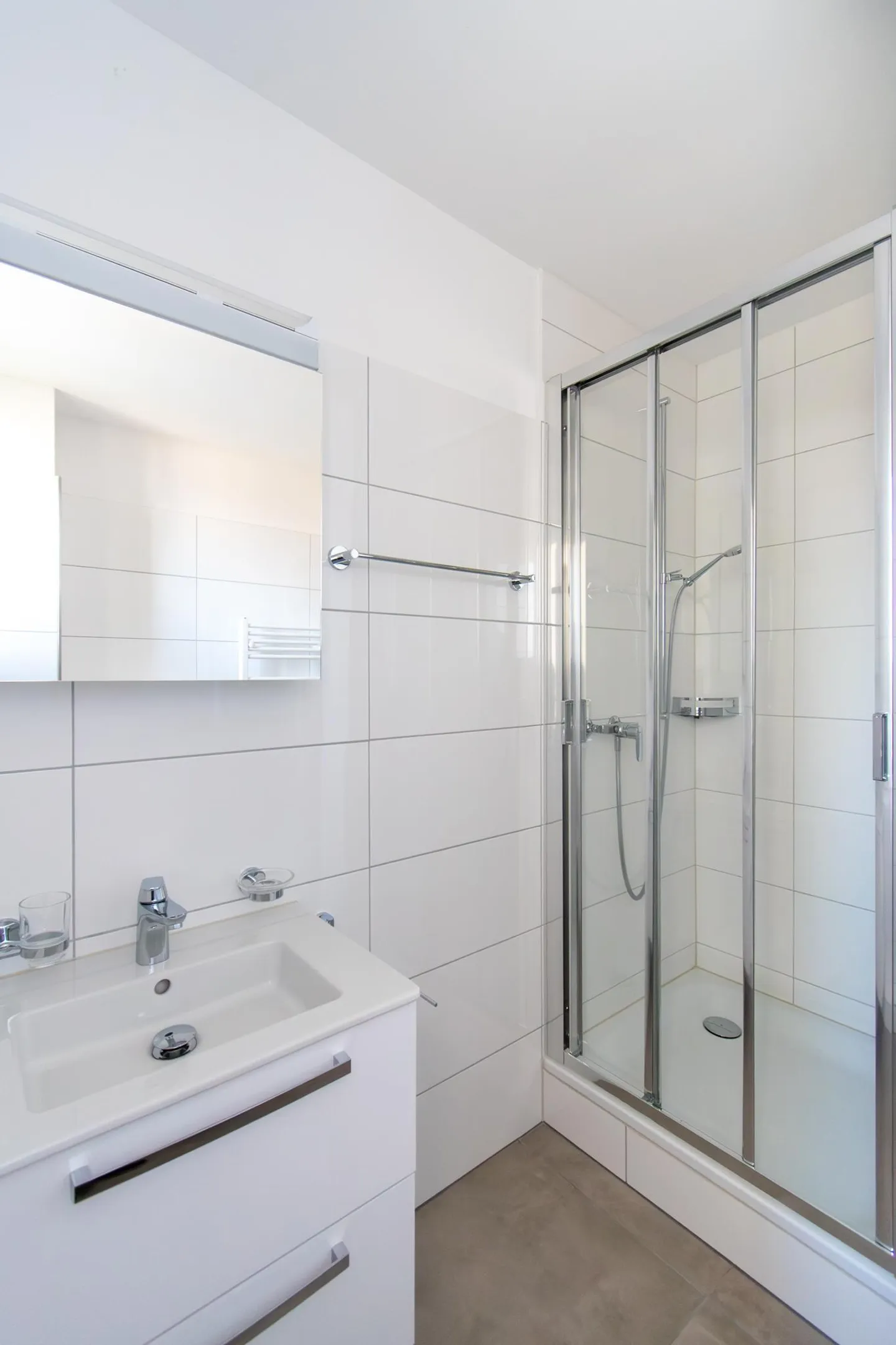 Grosszügige 2.5 Zimmer-Wohnung mit Balkon - Foto 8 von 13