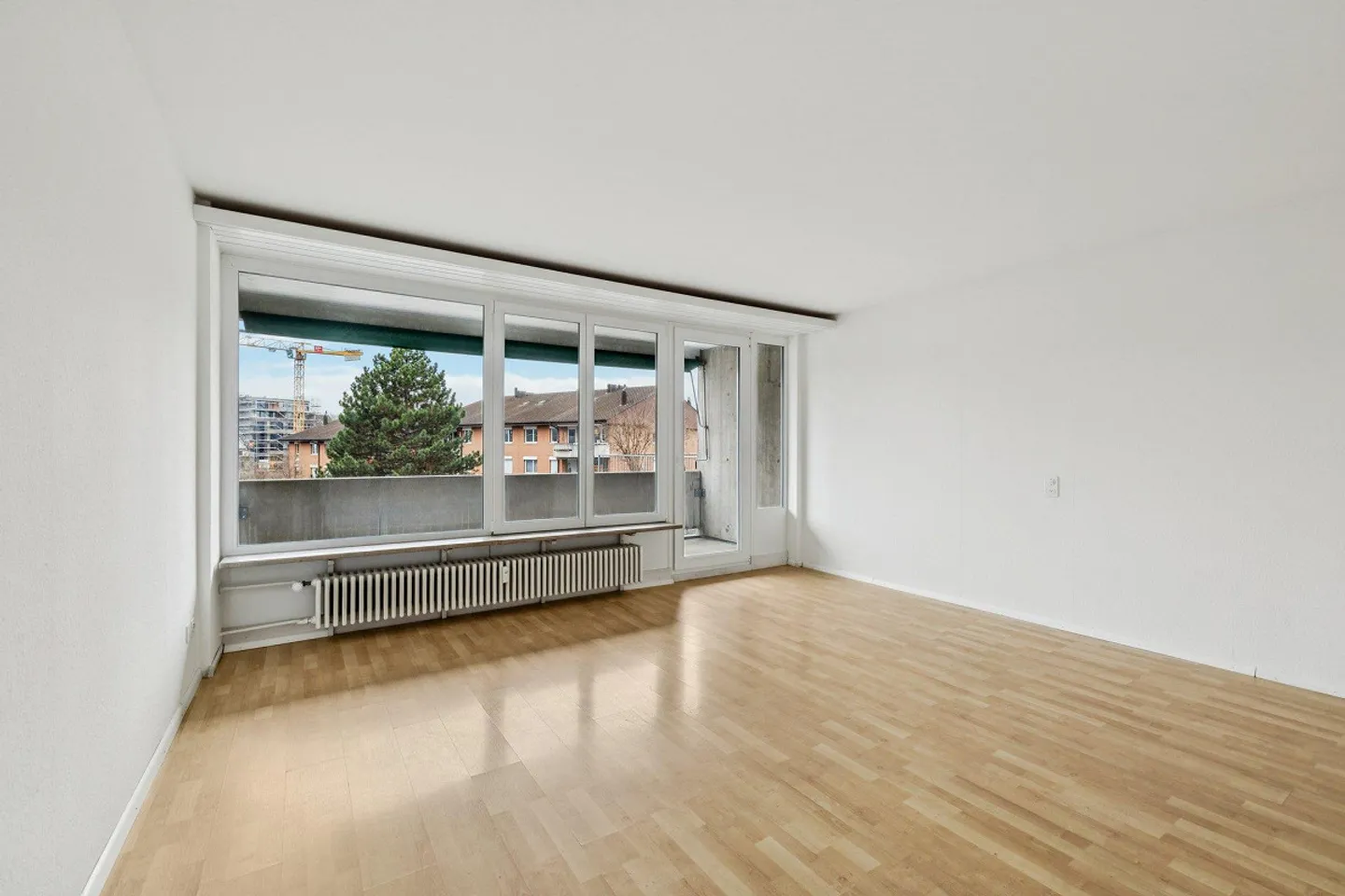 Charming 2.5-room apartment - Photo 3 of 10