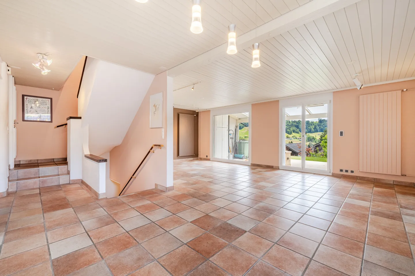 Living with a View and Garden Idyl - Photo 2 of 10