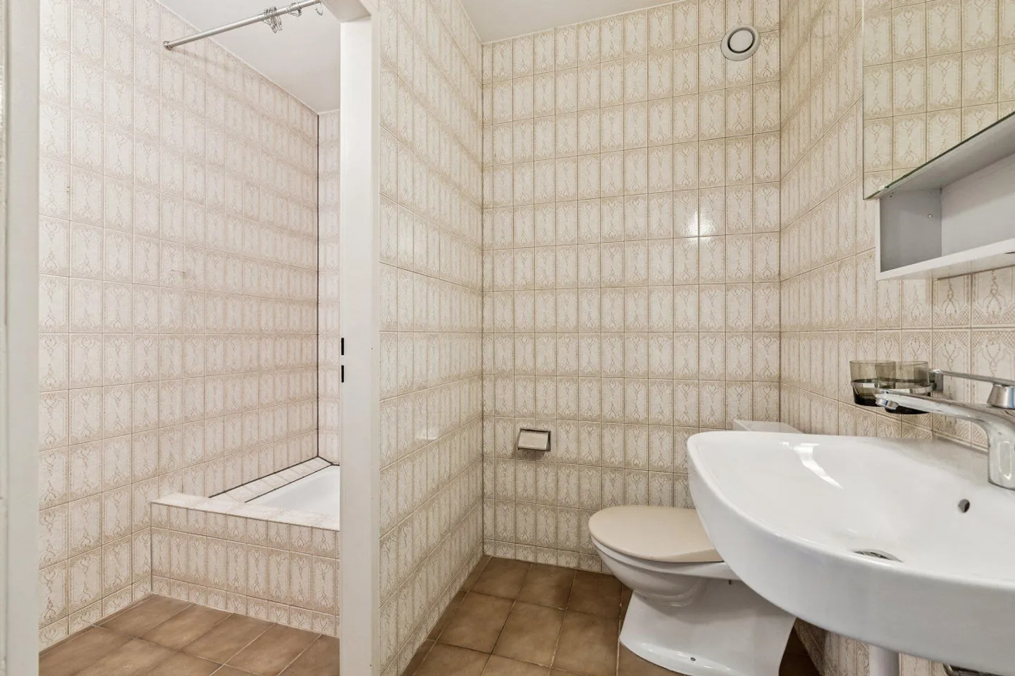 Charming 2.5-room apartment - Photo 5 of 10
