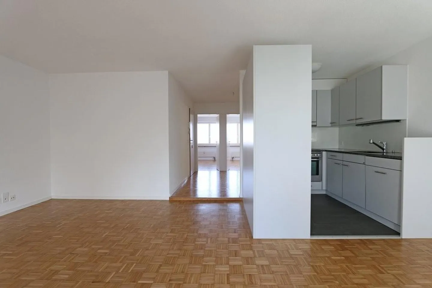 Appartement lumineux et moderne pour couples - Photo 3 sur 11