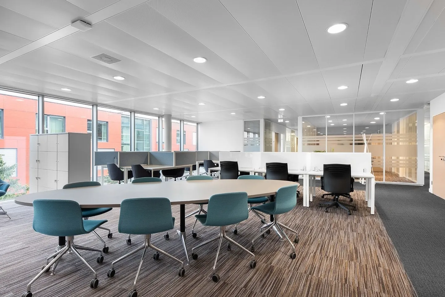 Join a collaborative coworking environment at Regus Station Lakeside - Photo 1 of 7