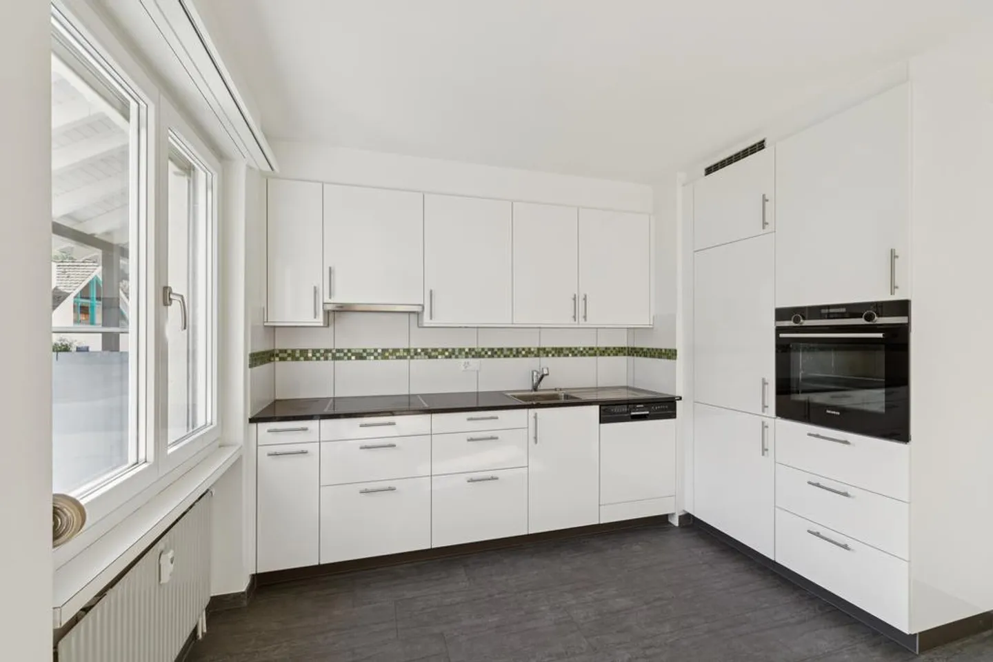 Bright 3-room apartment in Oberdorf BL - Photo 3 of 12