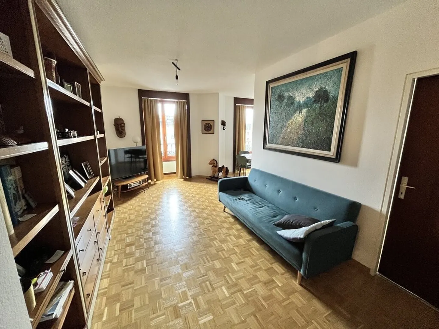 Your apartment facing Cornavin station - Photo 5 of 5