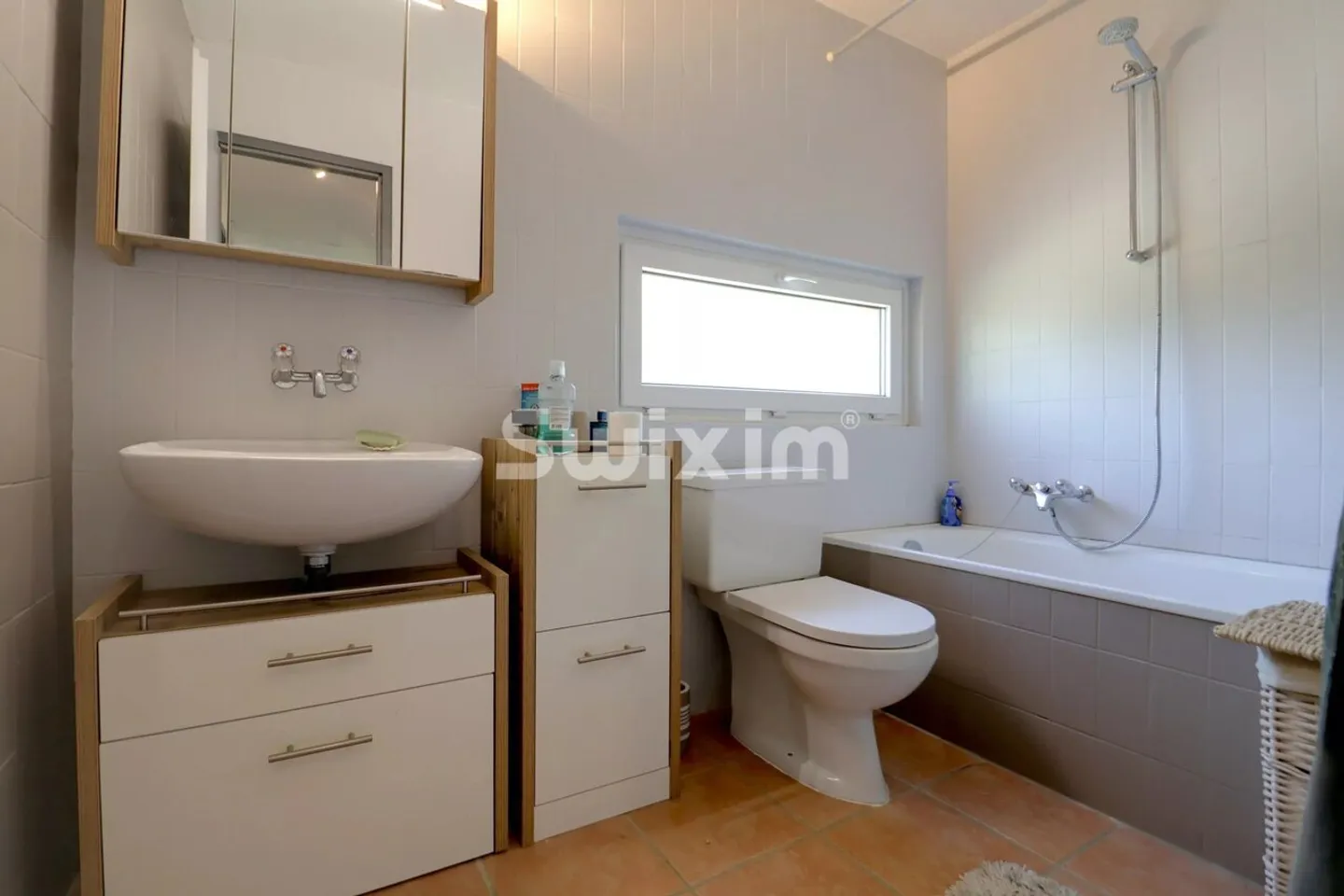 Exclusive individual villa, 5 bedrooms, sauna and landscaped garden - Châtillens, Oron area - Photo 8 of 10