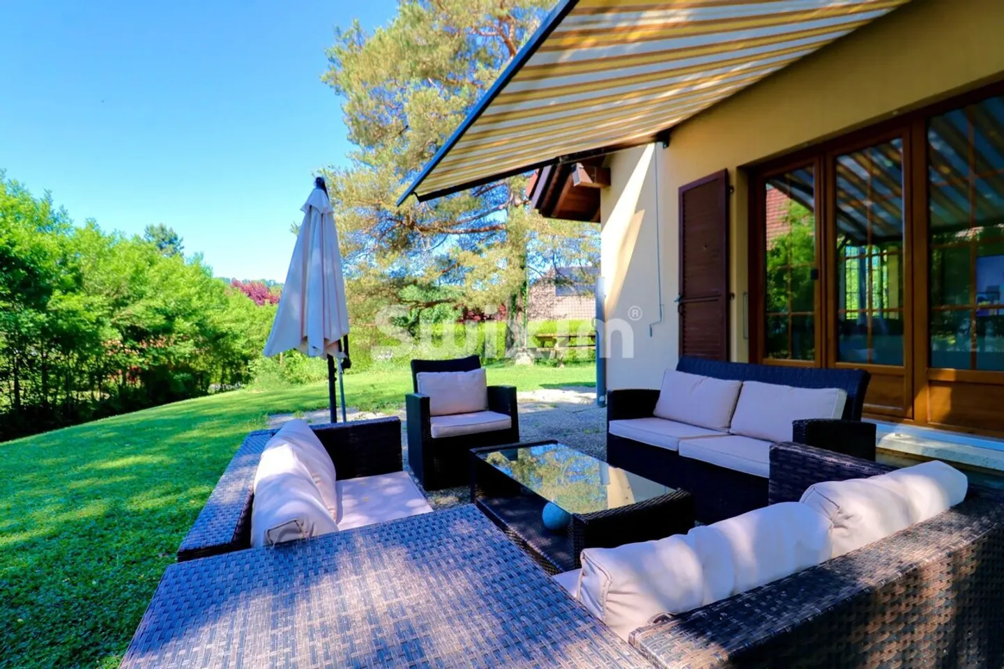 Exclusive individual villa, 5 bedrooms, sauna and landscaped garden - Châtillens, Oron area - Photo 9 of 10