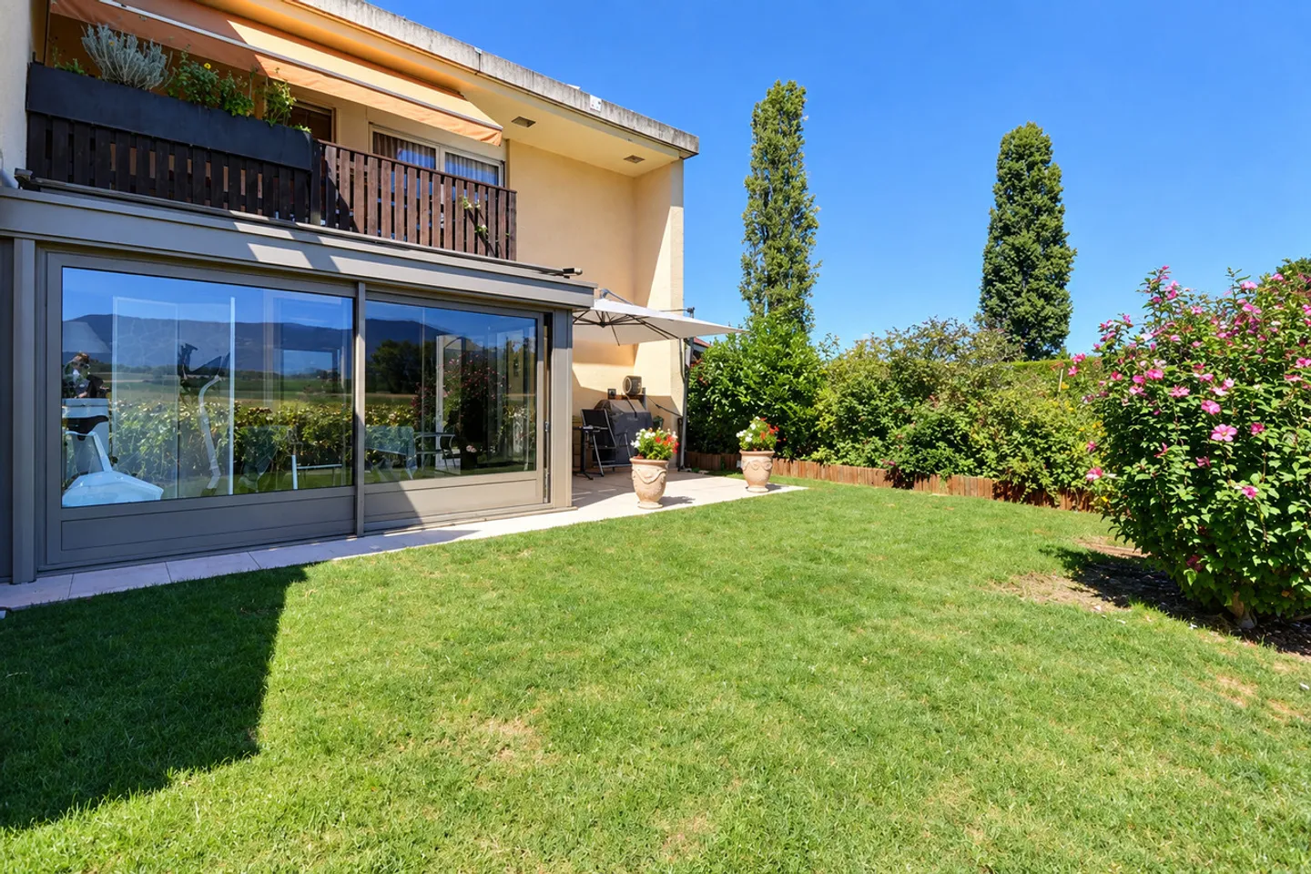 Wunderschöne Gartenwohnung mit unverbautem Blick auf die Landschaft in besetzter Leibrente ohne Miete - Foto 1 von 5