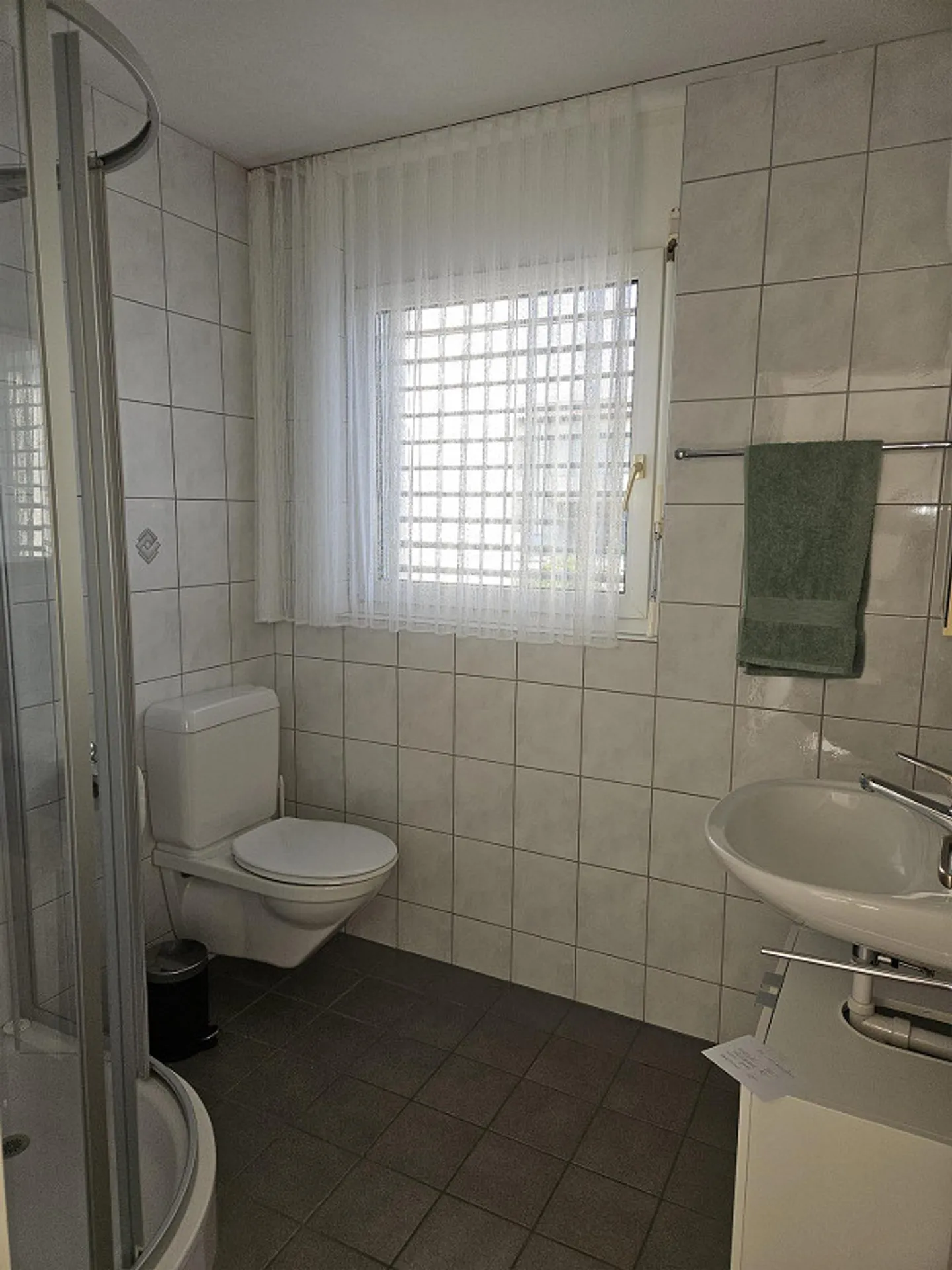 Charmante 2.5 Zimmer Wohnung - Foto 3 von 6