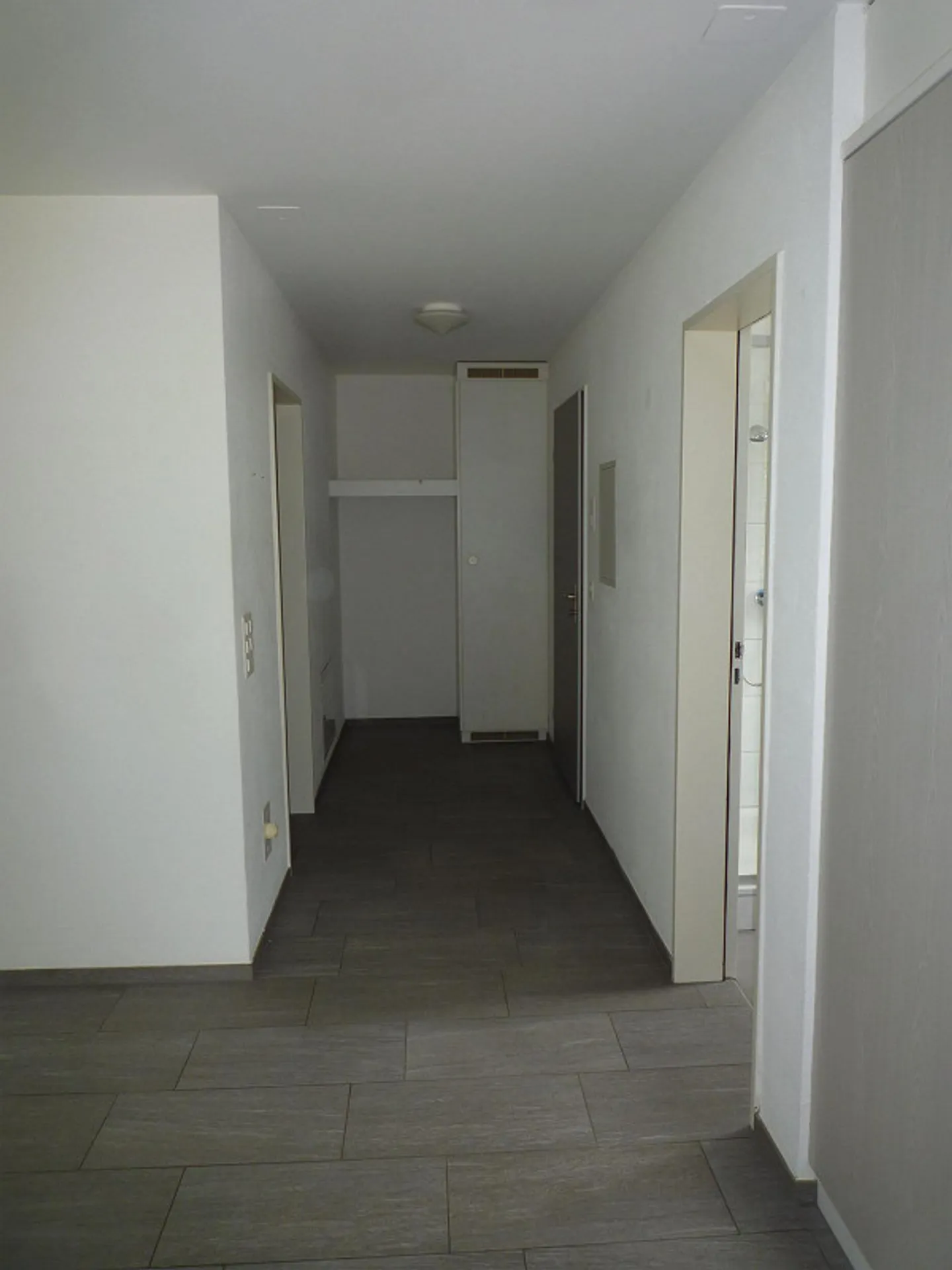Charmante 2.5 Zimmer Wohnung - Foto 4 von 6