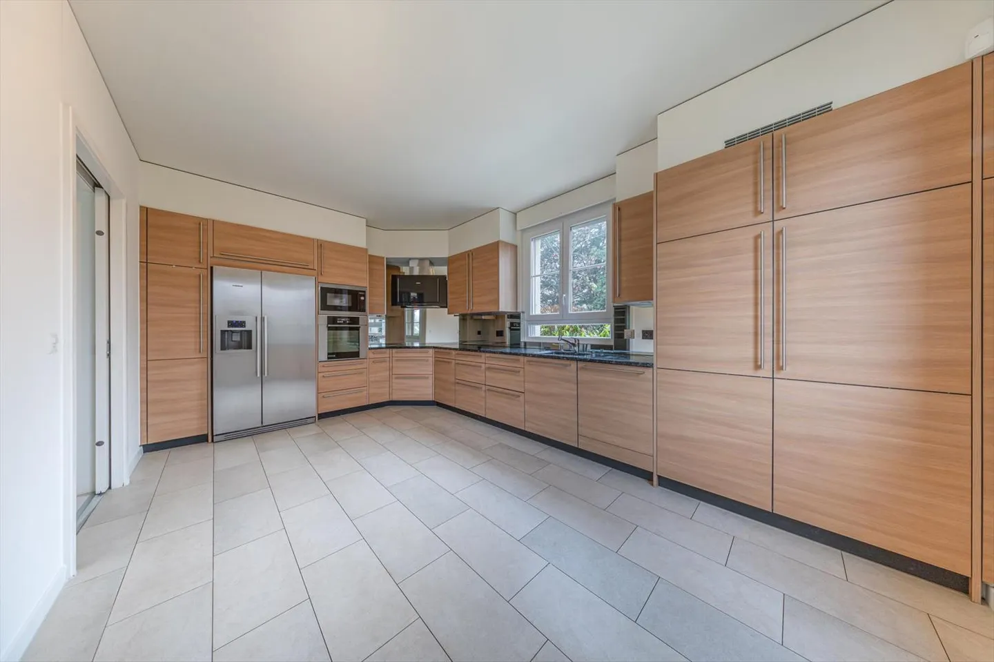 6-Zimmer-Wohnung - Foto 9 von 10